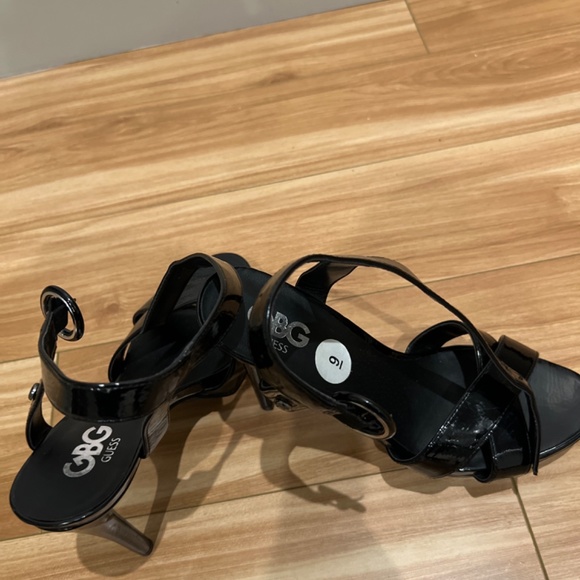 GUESS❓HEELS - Picture 5 of 7